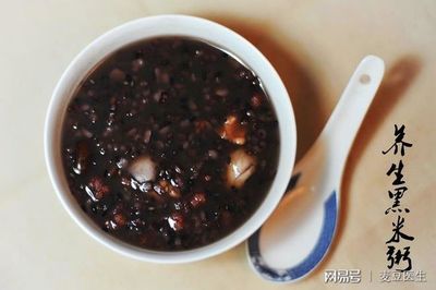 吃什么才能把手上月牙张出来