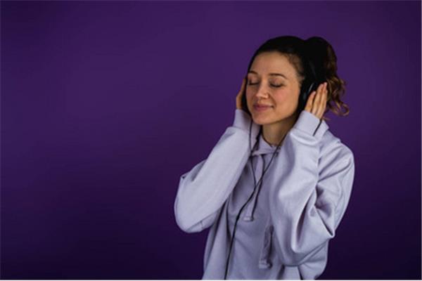 女人为什么听力好