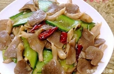 平菇与什么蔬菜搭配
