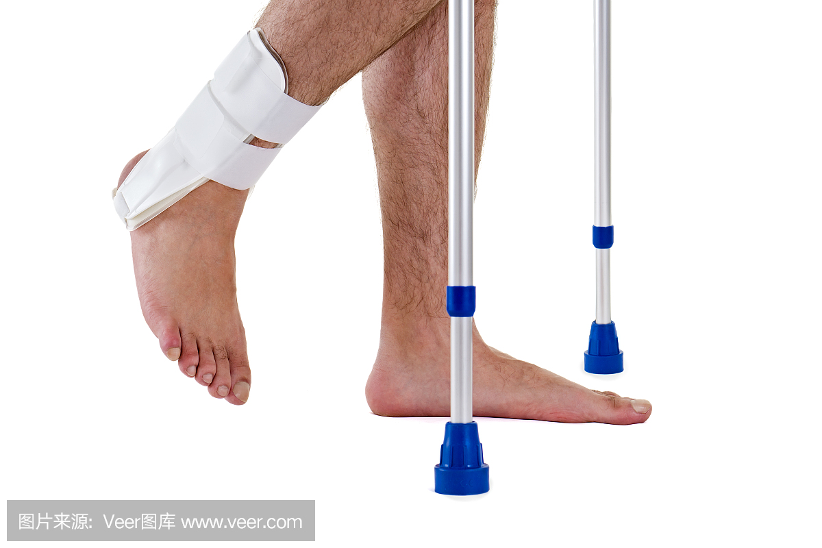 骨折后用什么走路