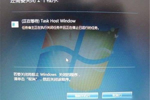 什么是抠抠眼